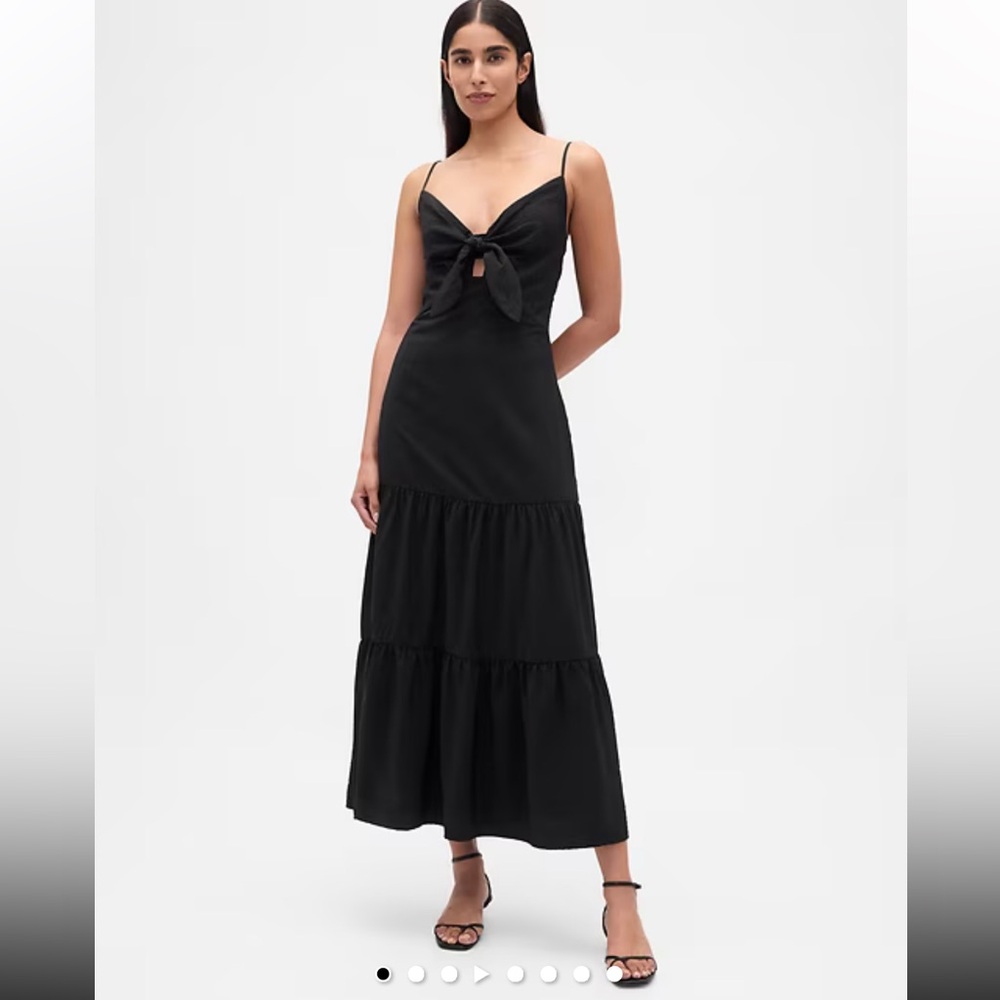 Gap tie-front tiered maxi dress size M
